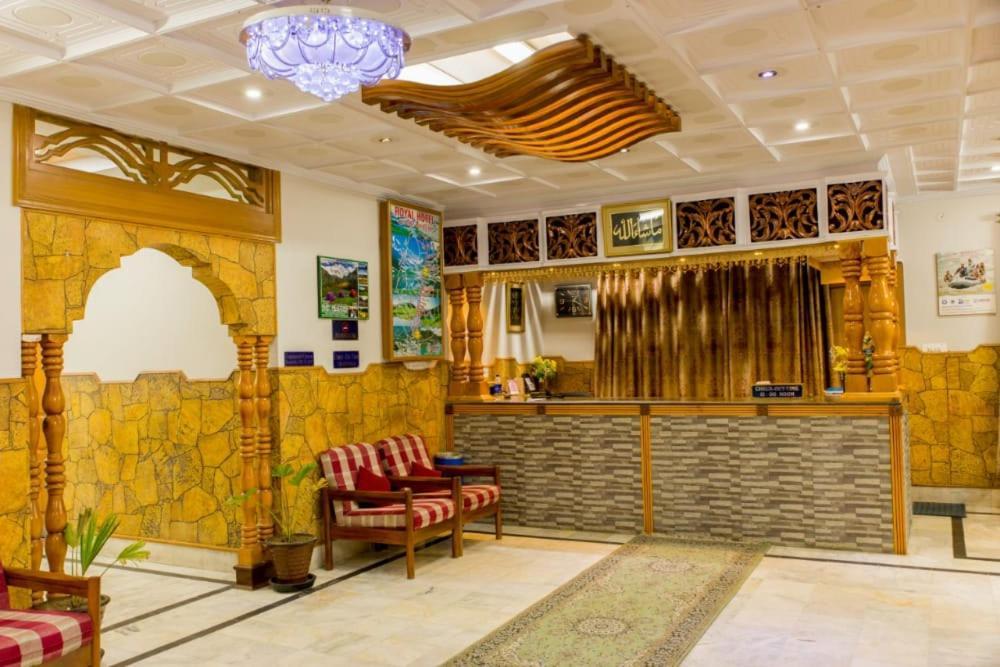 Royal Hotel ナラン エクステリア 写真