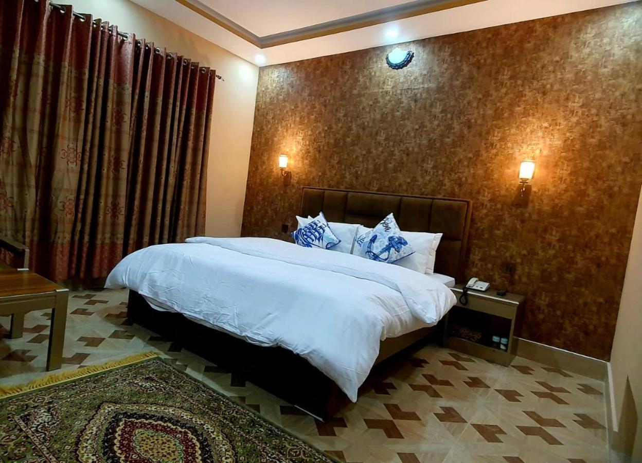 Royal Hotel ナラン エクステリア 写真